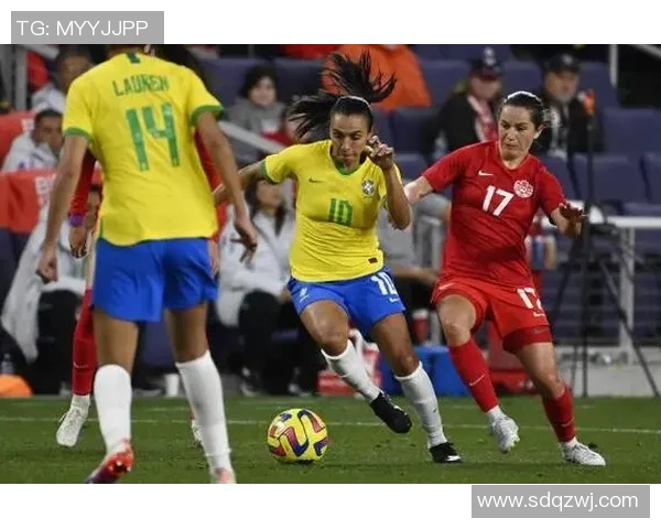 全球顶尖女足球员的传奇故事与成就回顾 全球顶尖女足球员的传奇故事与成就回顾