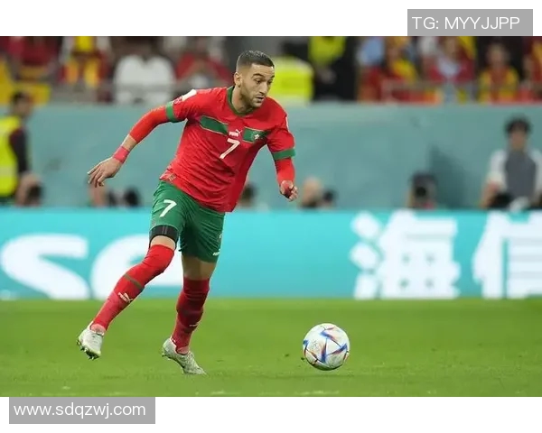 摩洛哥足球明星全名及其成就介绍与职业生涯回顾