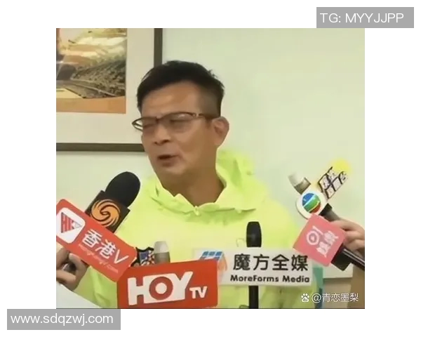 上海坠楼事件引发关注的足球明星身份揭晓背后的故事与影响分析