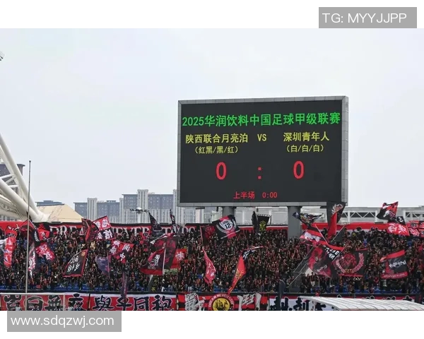 抖音平台迎来众多足球明星齐聚共享精彩瞬间与球迷互动